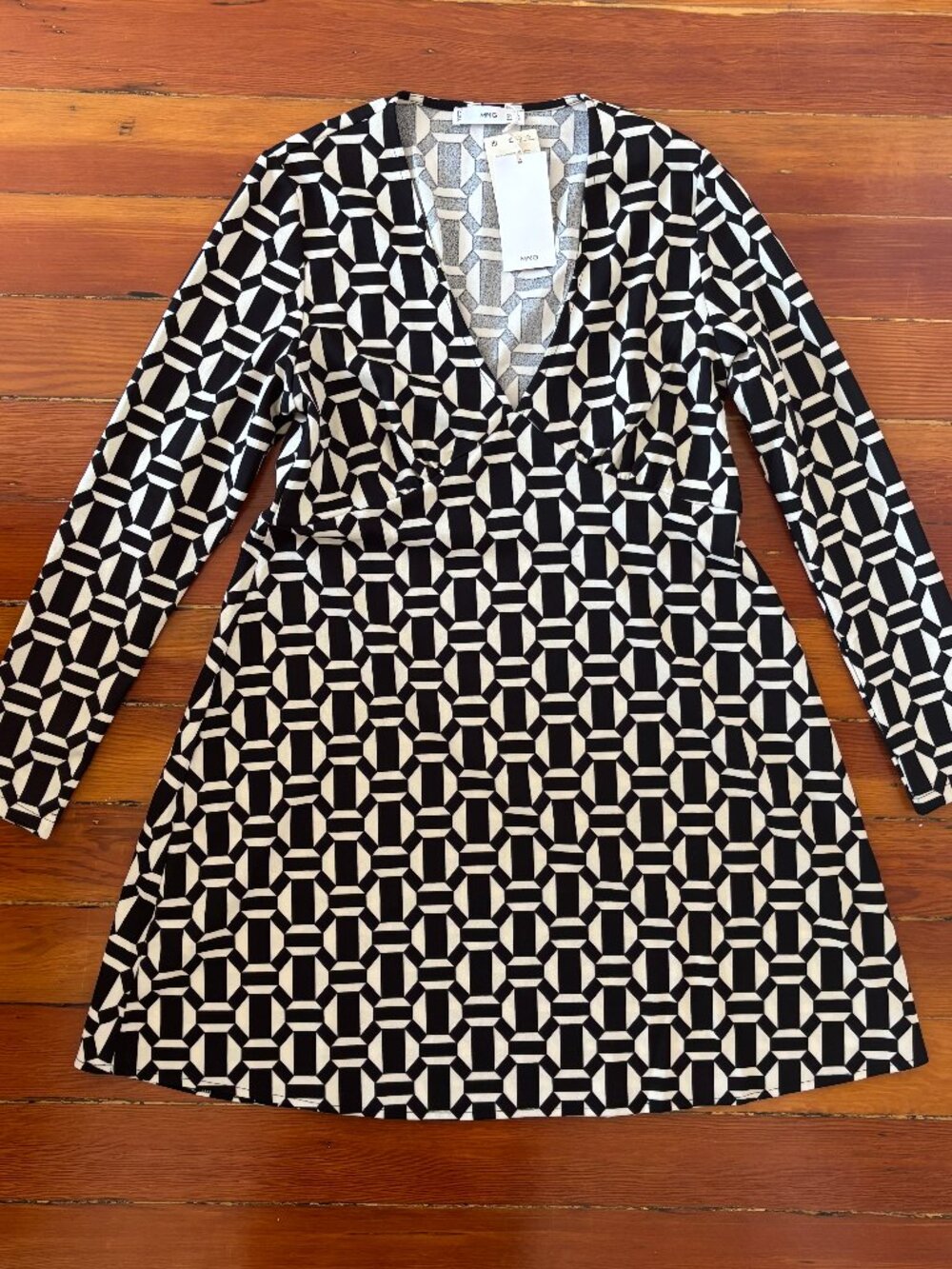 Mango NWT 70s Vibes Geometric Long Sleeve Deep V Mini Dress